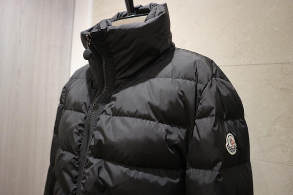 MONCLER S ダウン