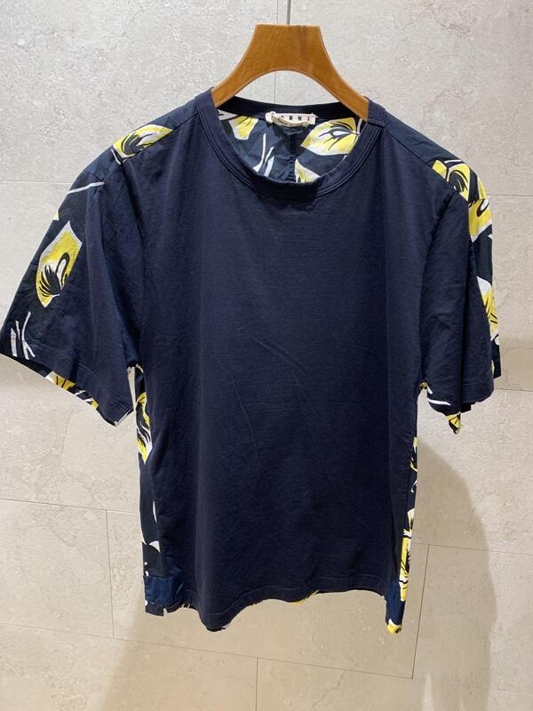 MARNI　Tシャツ