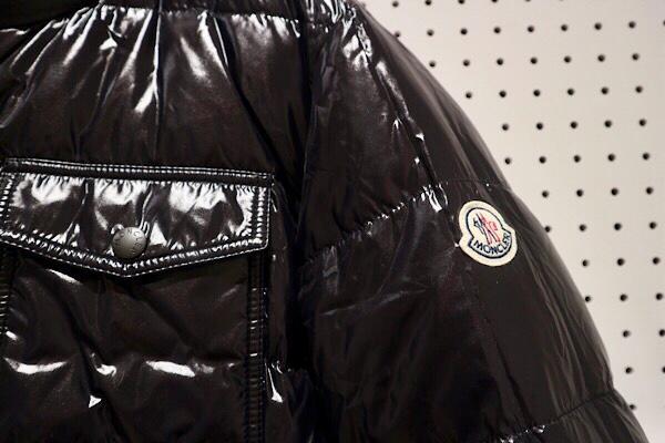 MONCLER　ブルゾン