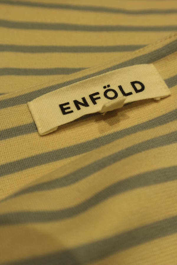 ENFOLD Tシャツ