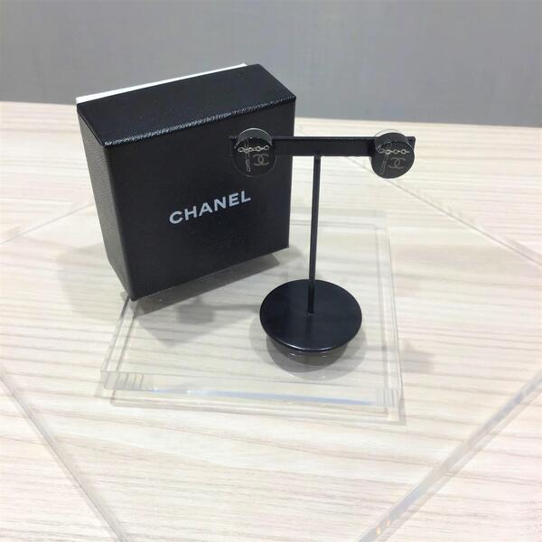 CHANELピアス.JPG