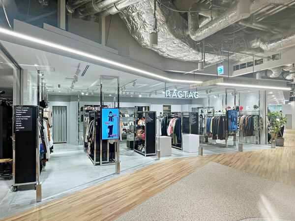 RAGTAGニュウマン高輪店外観