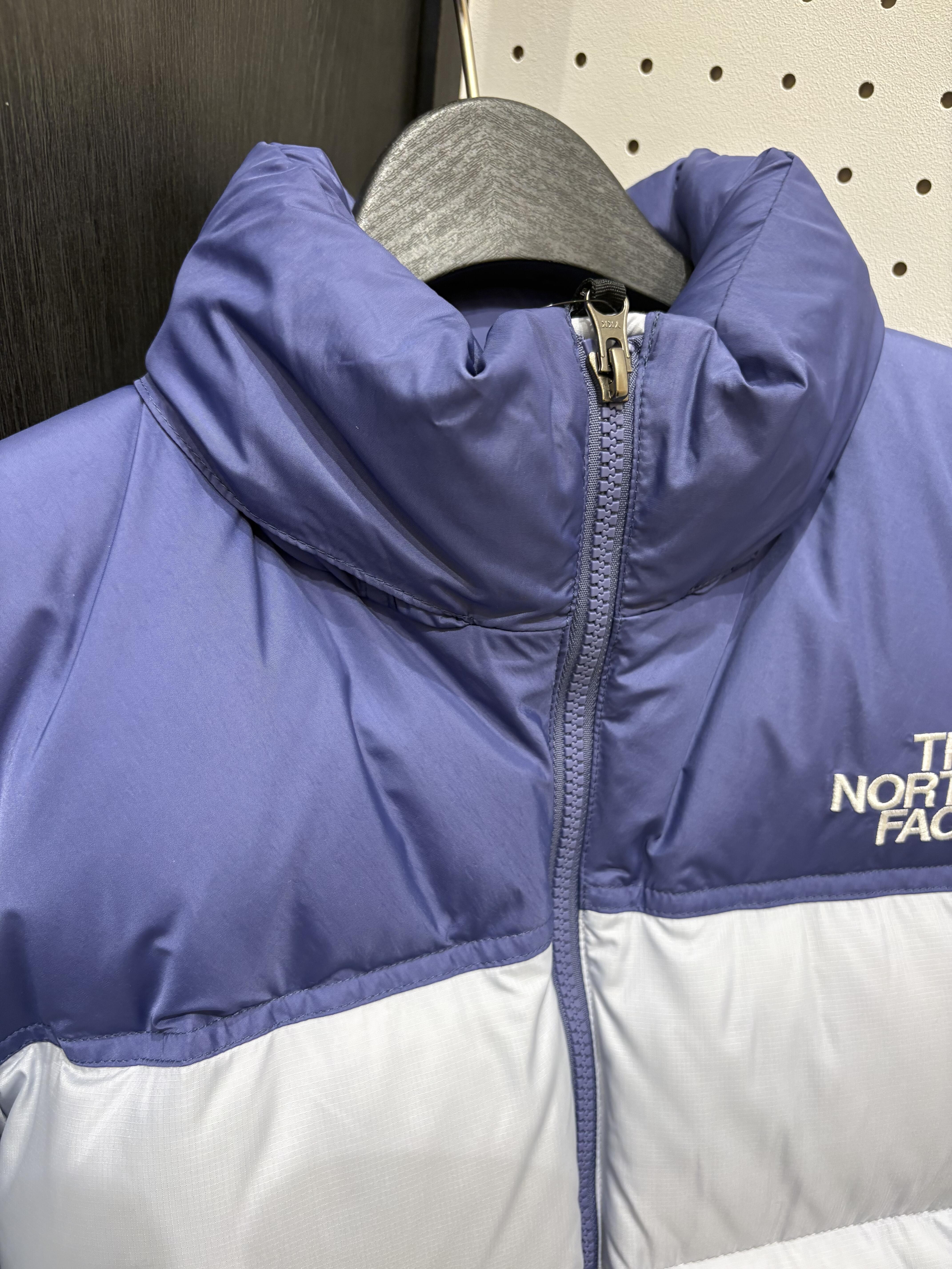 THE NORTH FACE ダウンジャケット