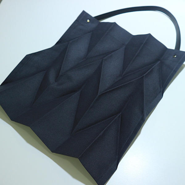 ISSEY MIYAKE バッグ