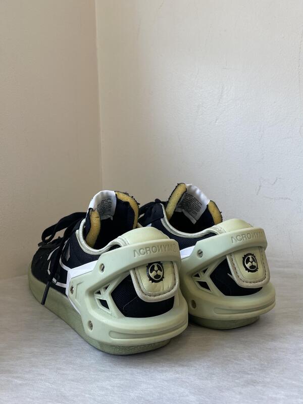 ACRONYM®︎×NIKE シューズのサムネイル画像