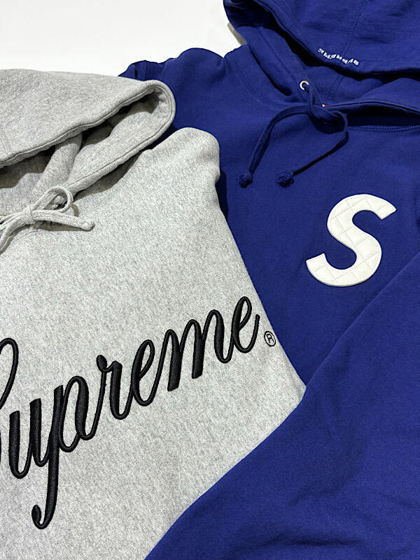 Supreme パーカー.jpeg