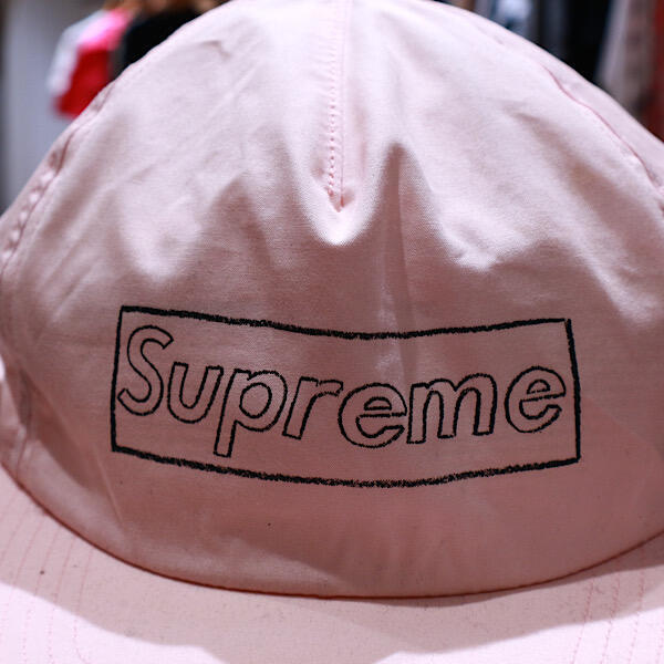 SUPREME 帽子