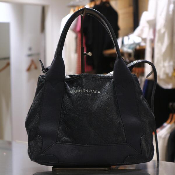 BALENCIAGA バッグ