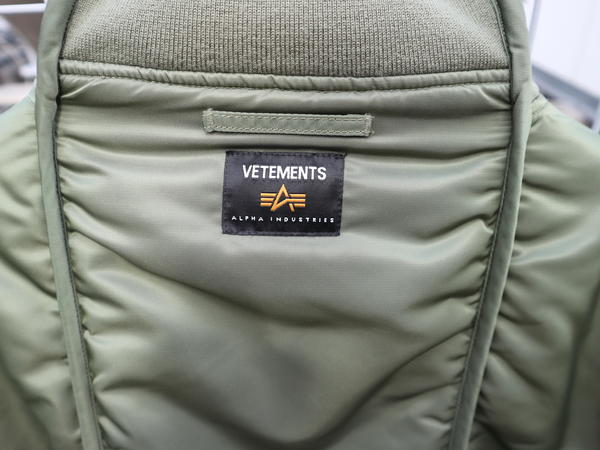 VETEMENTS　ALPHA　MA-1