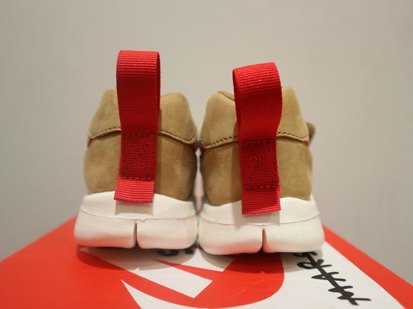 NIKE×TOM SACHS スニーカー