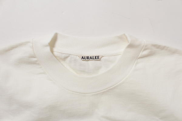 AURALEE Tシャツ