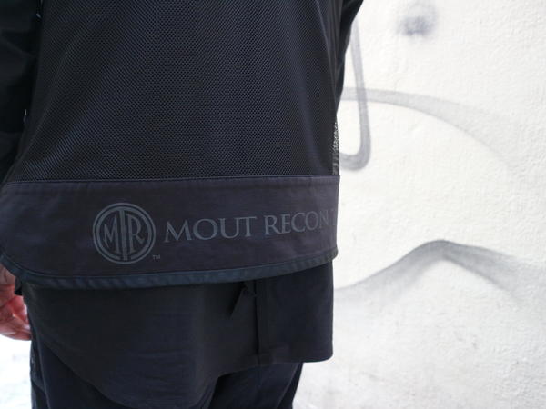 MOUT RECON TAILOR ベスト