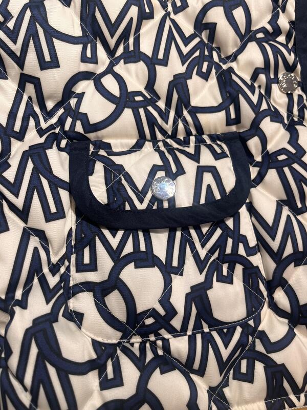 MONCLER ダウンジャケット.jpeg