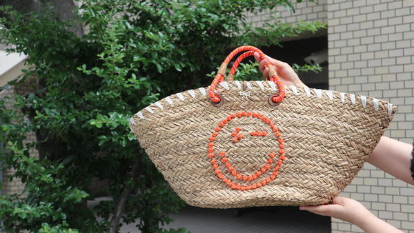ANYA HINDMARCH バッグ