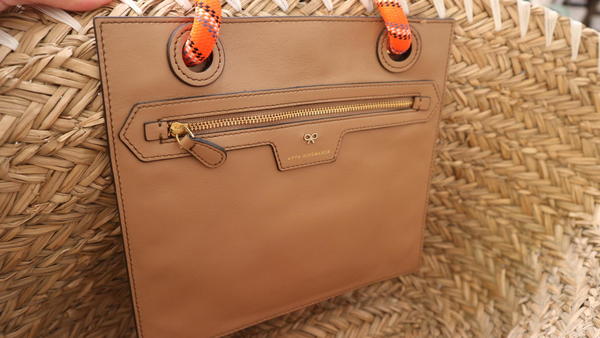 ANYA HINDMARCH バッグ