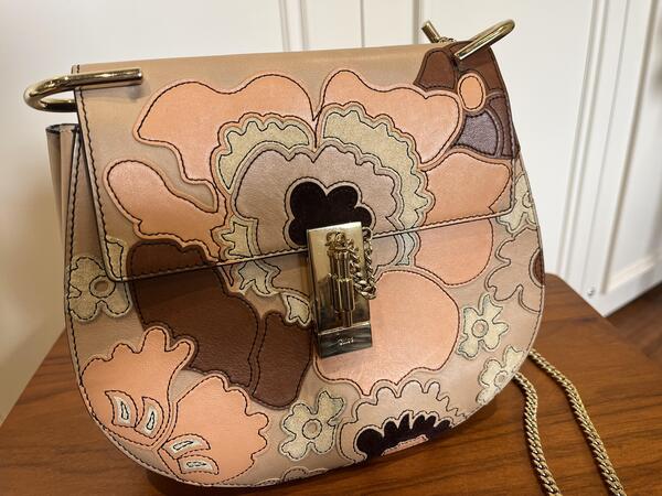 Chloe ショルダーバッグ