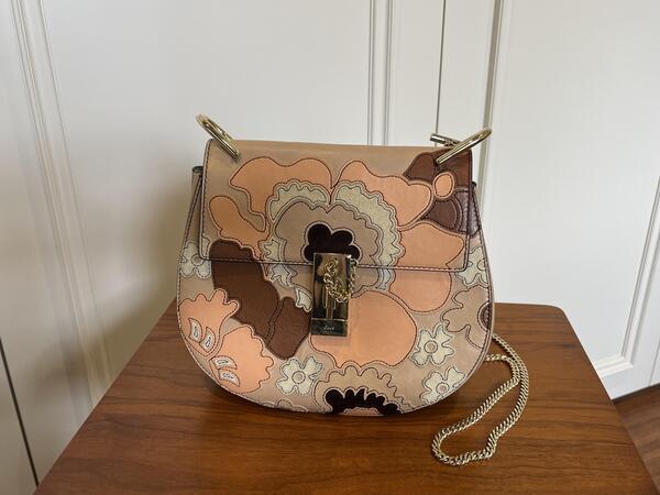 Chloe ショルダーバッグ