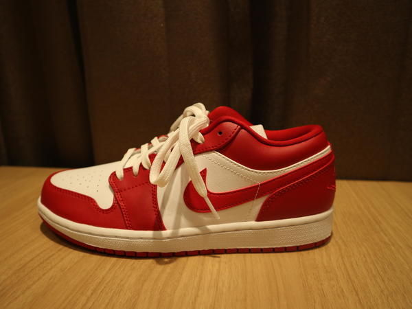 NIKE スニーカー