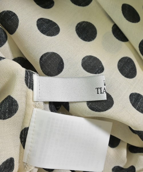 Tiara（ティアラ）カジュアルシャツ ベージュ サイズ:F レディース/2200634329128