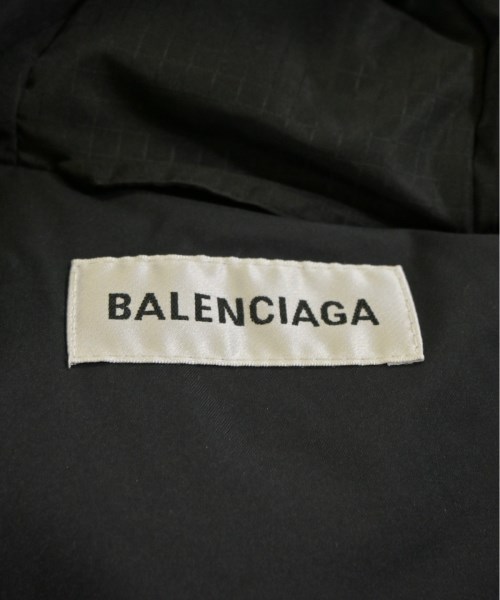 BALENCIAGA（バレンシアガ）ダウンジャケット/ダウンベスト 黒 サイズ:34(S位) メンズ/2200556804017