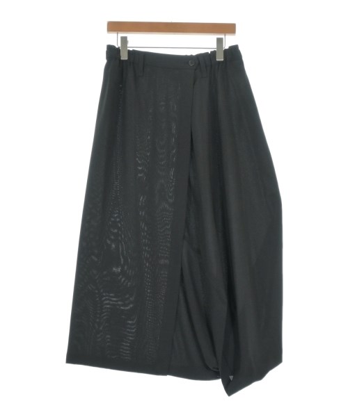 ISSEY MIYAKE(イッセイミヤケ)のクロップドパンツ サイズ:4(XL位) 28,400円