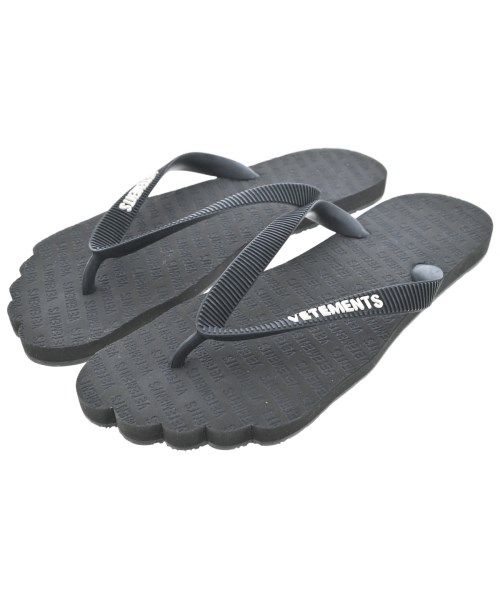 VETEMENTS(ヴェトモン)のサンダル サイズ:EU40(26.5cm位) 11,800円