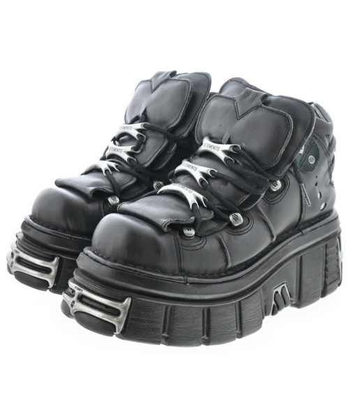 VETEMENTS(ヴェトモン)のスニーカー サイズ:EU42(27cm位) 106,400円