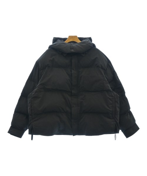 ジャックムス(JACQUEMUS)のJACQUEMUS ダウンジャケット/ダウンベスト