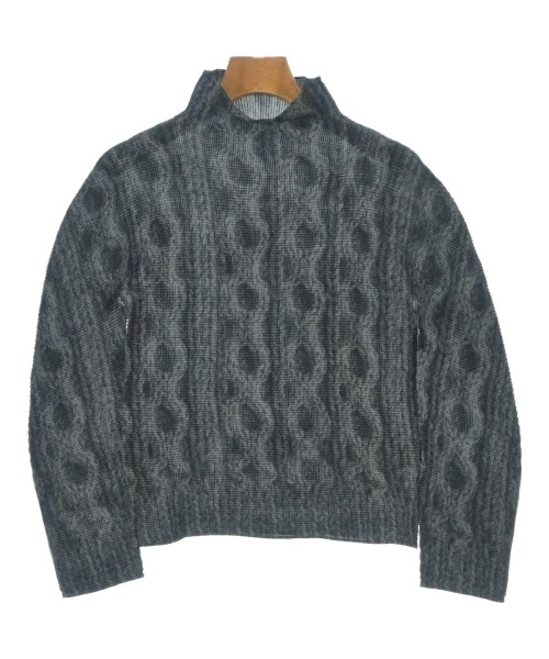 me ISSEY MIYAKE(ミーイッセイミヤケ)Tシャツ・カットソー グレー サイズ:-(S位)/2200698974043