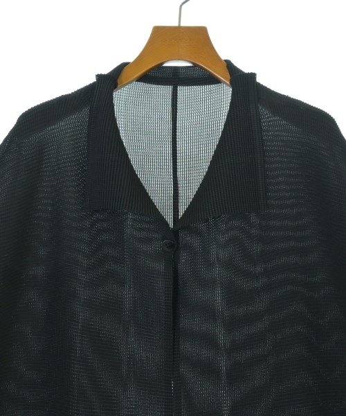 me ISSEY MIYAKE（ミーイッセイミヤケ）カジュアルシャツ 黒 サイズ:F レディース/2200704745018