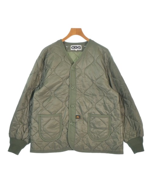 CDG(シーディージー)ダウンジャケット/ダウンベスト カーキ サイズ:L/2200669823011