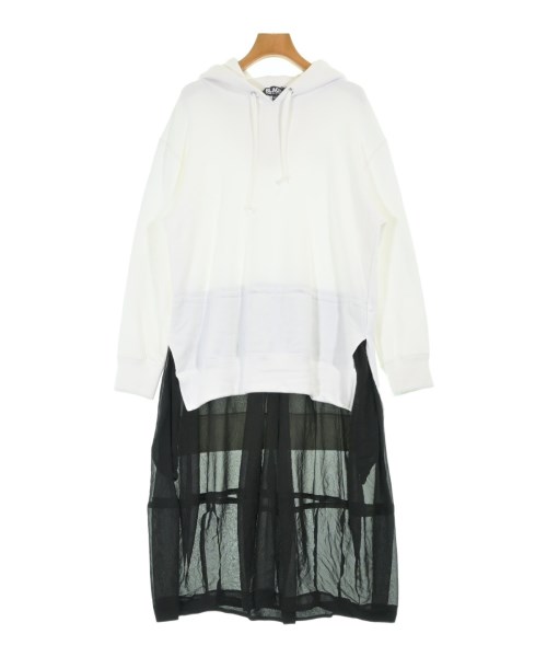 BLACK COMME des GARCONS(ブラックコムデギャルソン)ワンピース 白 サイズ:XS/2200563873167