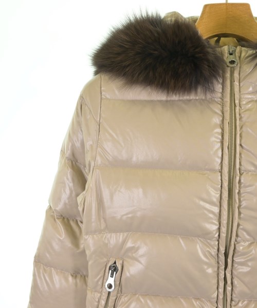 DUVETICA（デュベティカ）ダウンジャケット/ダウンベスト ベージュ サイズ:38(M位) レディース/2200622083025