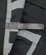 ARC'TERYX VEILANCE（アークテリクス　ヴェイランス）その他 グレー サイズ:32(L位) メンズ/2200594957089