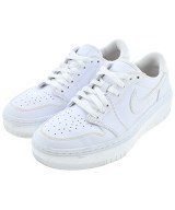NIKE スニーカー