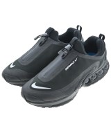 NIKE スニーカー