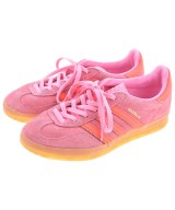 adidas スニーカー