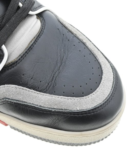 LOUIS VUITTON（ルイヴィトン）スニーカー 黒 サイズ:UK8 1/2(27cm位) メンズ/2200700210121