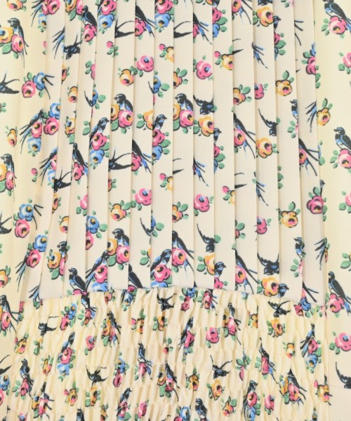 PRADA（プラダ）ワンピース 白 サイズ:38(S位) レディース/2200594730583