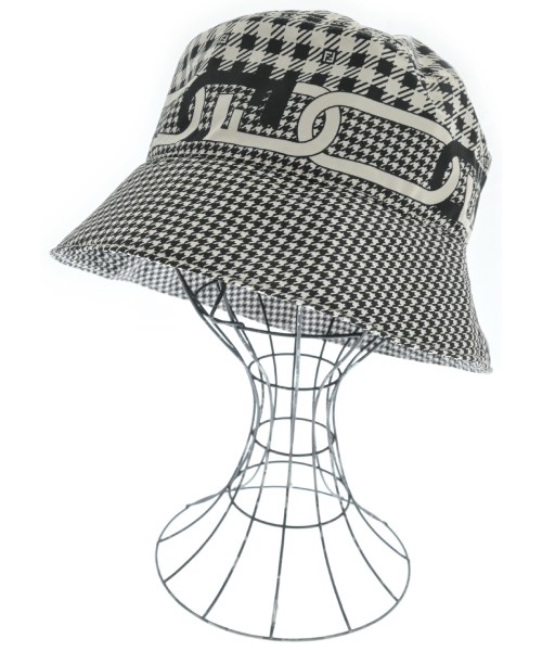 FENDI(フェンディ)キャップ 黒 サイズ:M/2200466371104