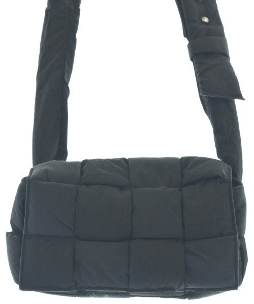 BOTTEGA VENETA(ボッテガベネタ)ショルダーバッグ 黒 サイズ:-/2200656080403