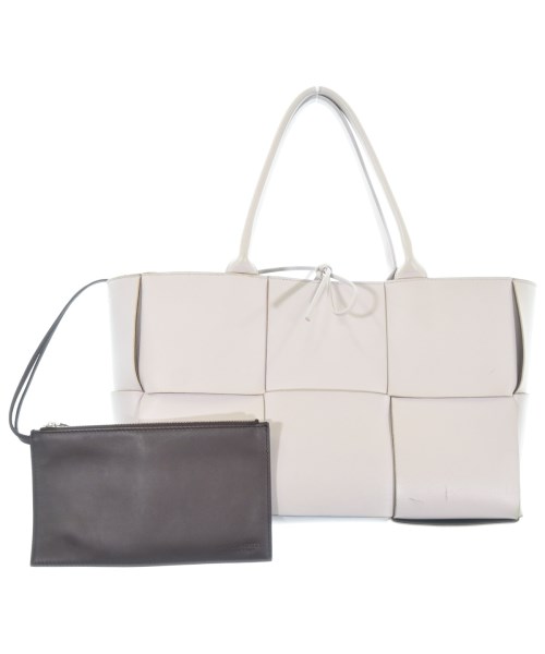 BOTTEGA VENETA(ボッテガベネタ)のトートバッグ サイズ:ミディアム 128,000円