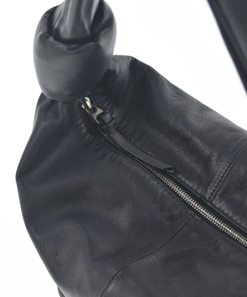 BOTTEGA VENETA（ボッテガヴェネタ）ショルダーバッグ 黒 サイズ:- レディース/2200685551042
