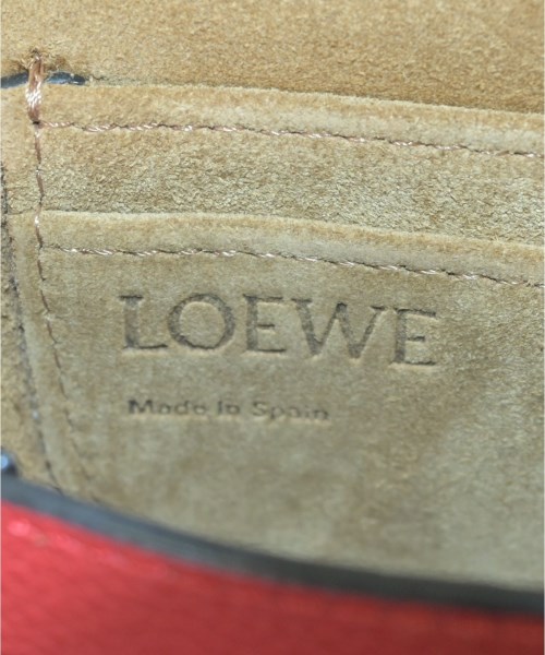 LOEWE（ロエベ）ショルダーバッグ 赤 サイズ:- レディース/2200599192508