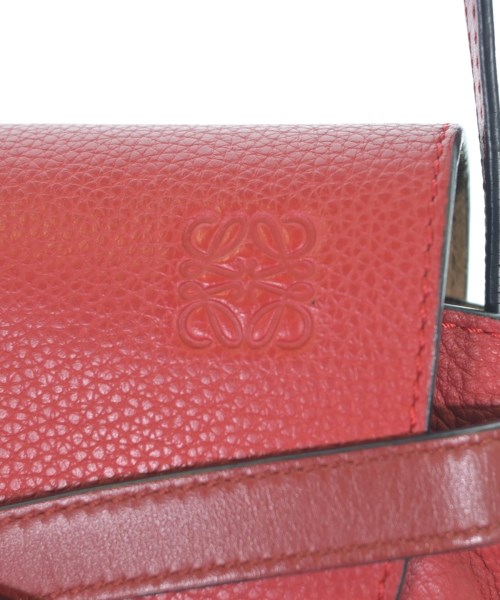 LOEWE（ロエベ）ショルダーバッグ 赤 サイズ:- レディース/2200599192508
