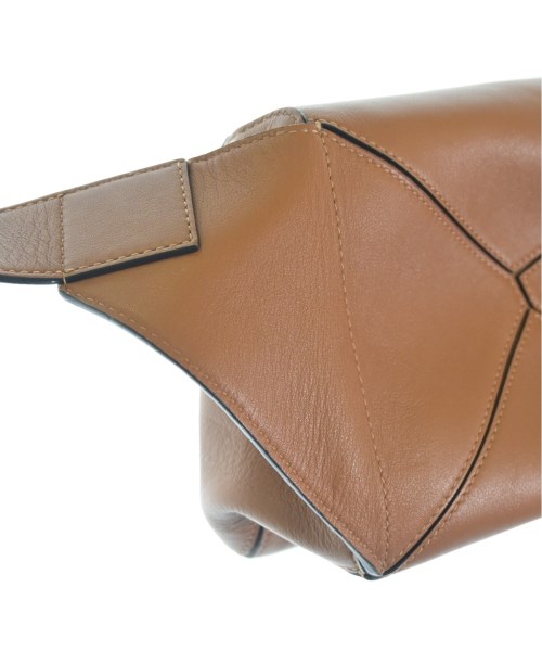 LOEWE（ロエベ）ショルダーバッグ 茶 サイズ:- レディース/2200571659135