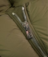 BACON（ベーコン）ダウンジャケット/ダウンベスト カーキ サイズ:M メンズ/2200528109010