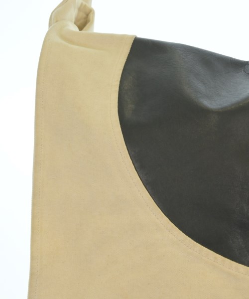 ADAPTART（アダプタート）ショルダーバッグ 白 サイズ:- メンズ/2200661745090