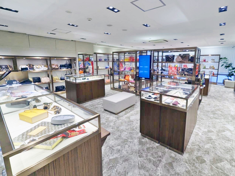 銀座店4F