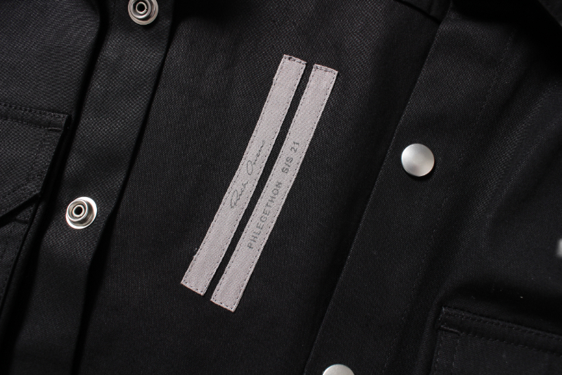 Rick Owens ロゴ
